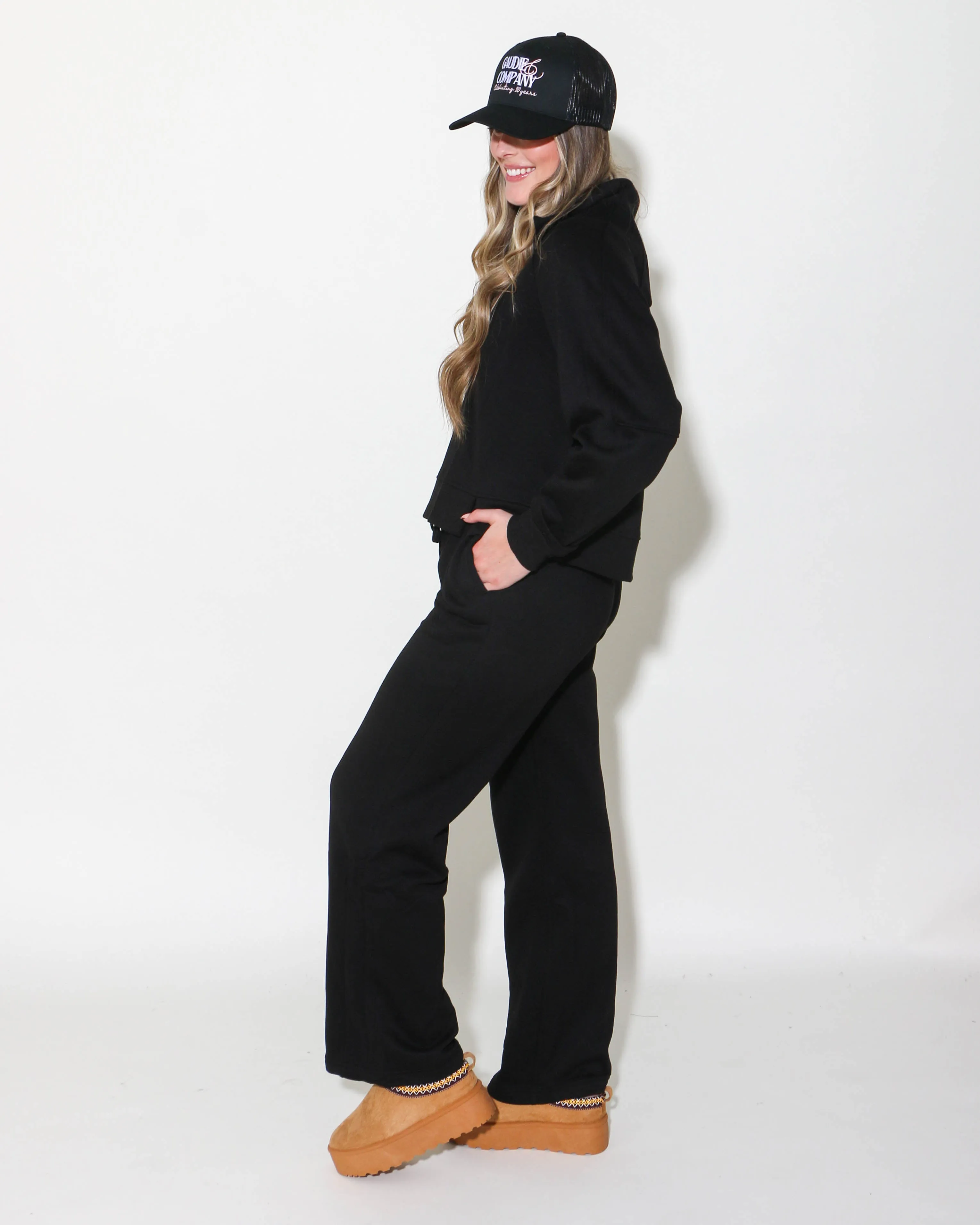 Half Zip Sweatshirt & Pants Set in Black