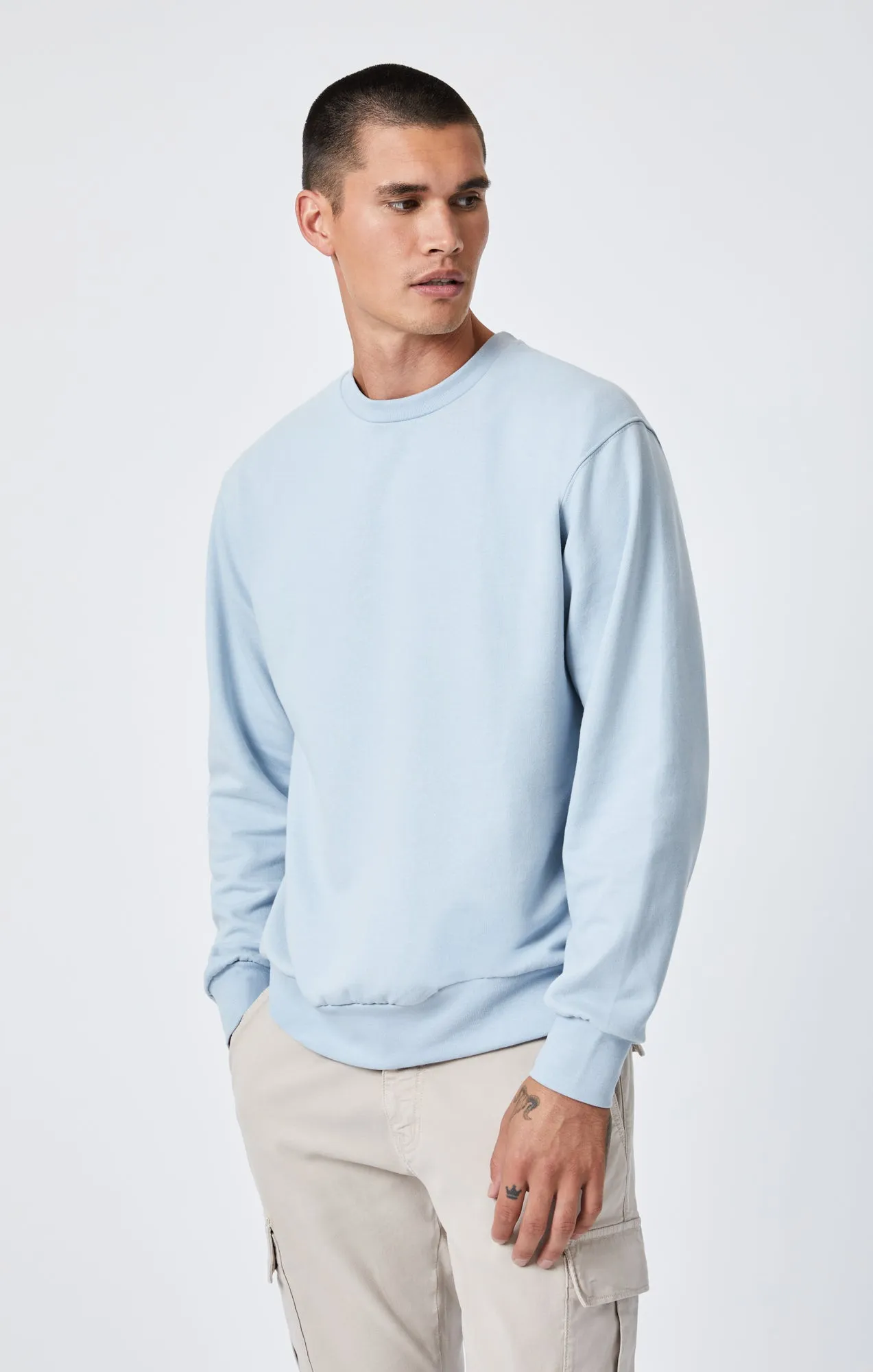 SWEATSHIRT IN CELESTIAL BLUE
